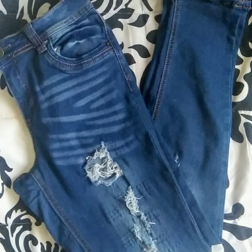 Ripped Skinny Blue Jean Pants